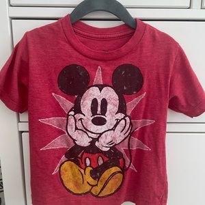 🔥5/$15🔥Disney Mickey Mouse shirt